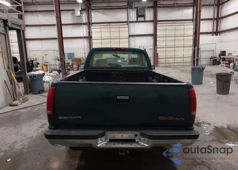 1996 GMC Sierra C1500 from USA, damaged, VIN 1GTEC14M2TZ528378